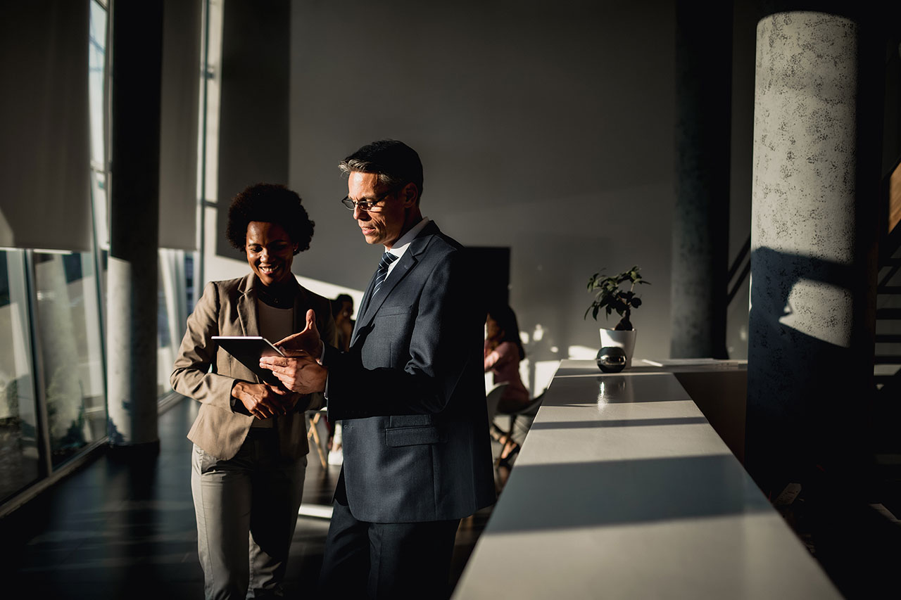 Real Estate Professional Status: Requirements, Tax Benefits, and Recordkeeping